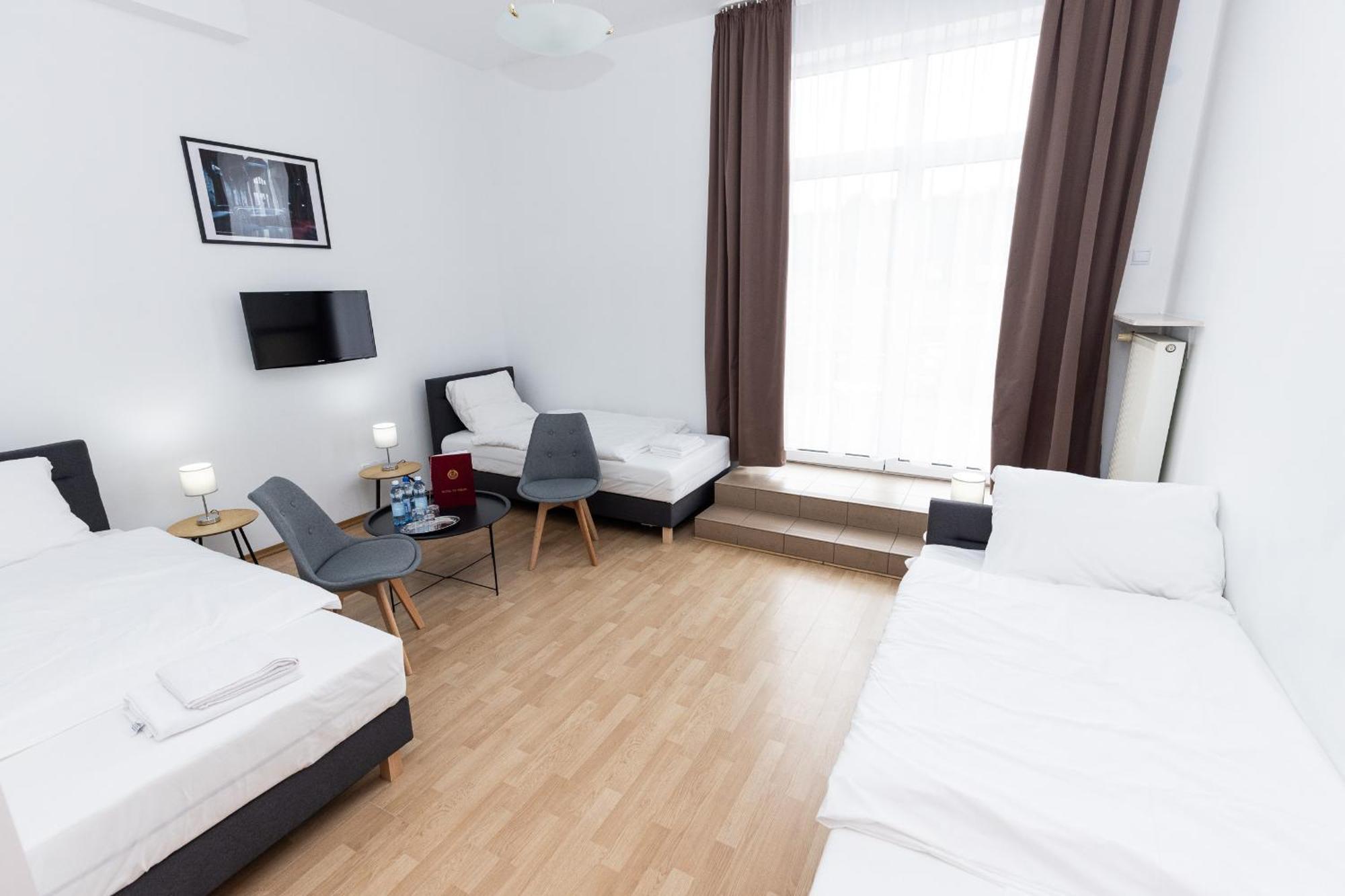Hotel Tor Kielce Cminsk Exterior foto